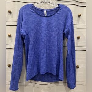 Lululemon Long-Sleeve Scoop Neck Tee Size 6